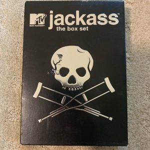 JACKASS THE TELEVISION SERIES BOX SET